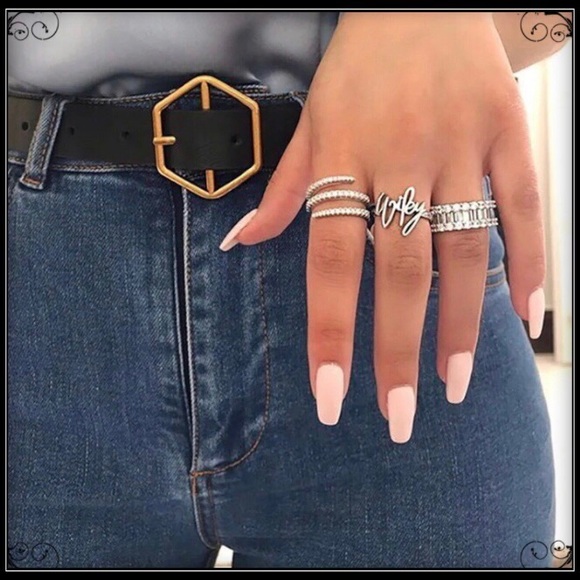 NEW 3 Band Swirl Simulated Diamond Ring - Picture 5 of 6